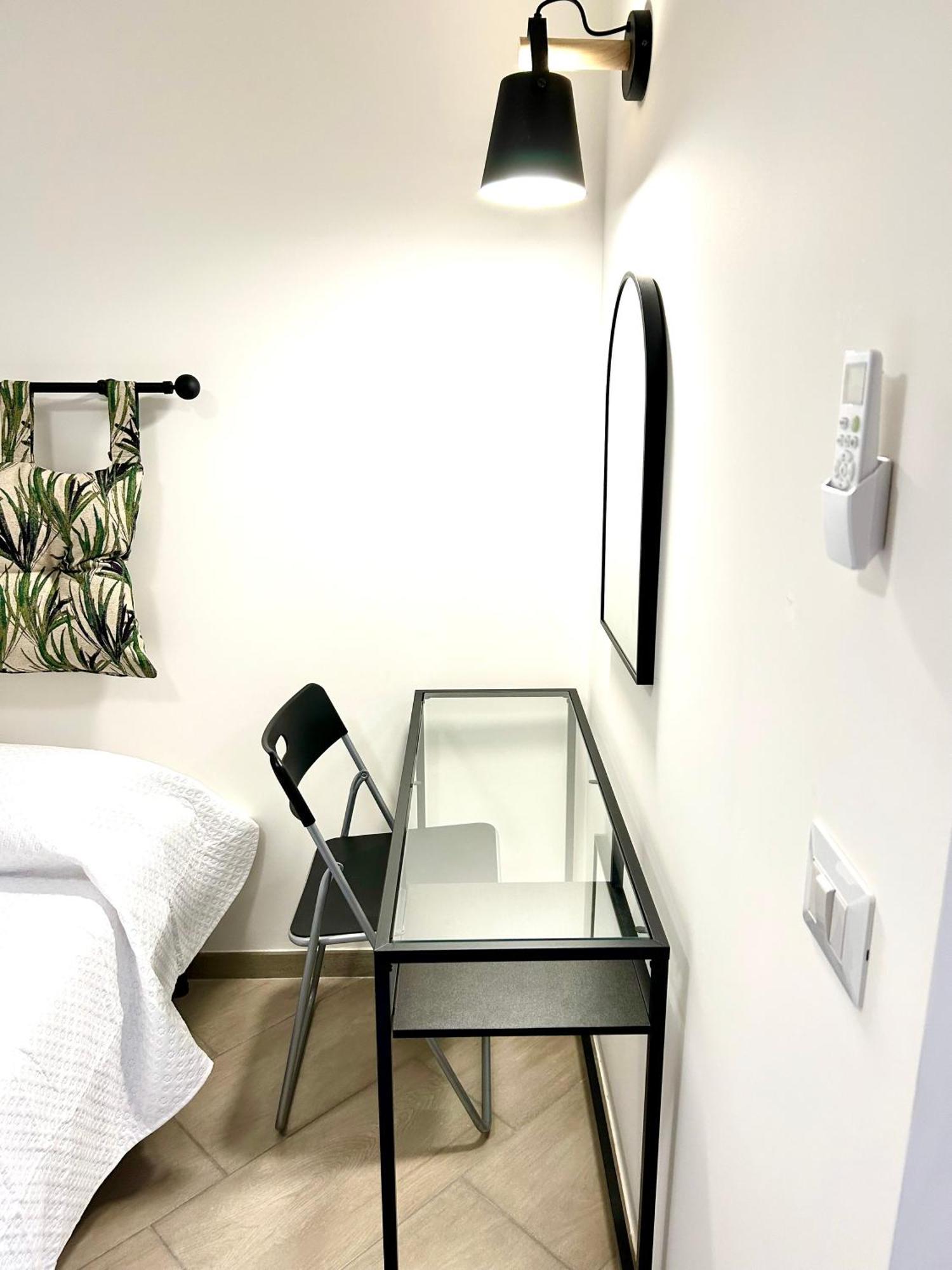 Apartment Vacanze Romane At Furio Camillo *