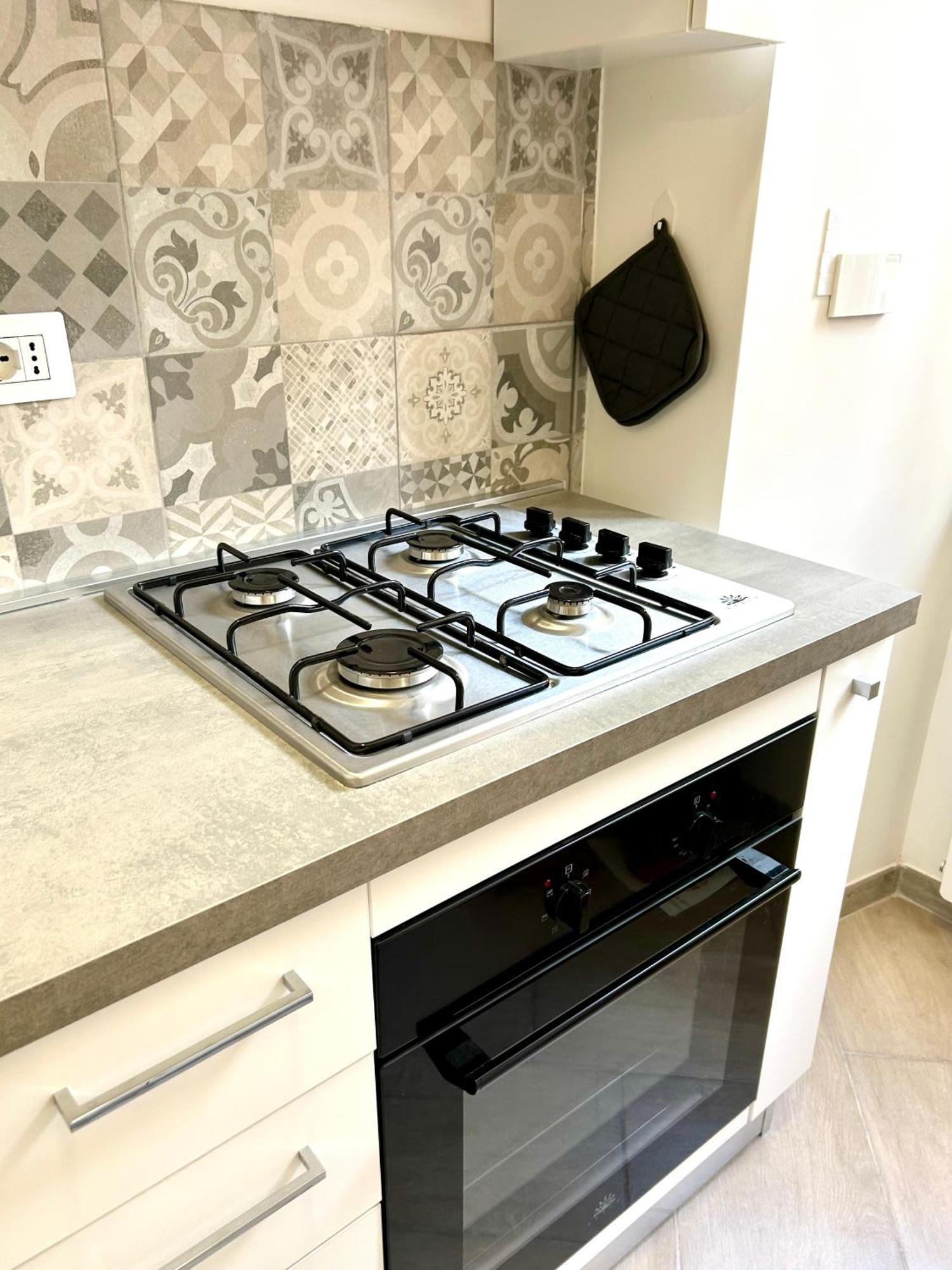 Apartment Vacanze Romane At Furio Camillo